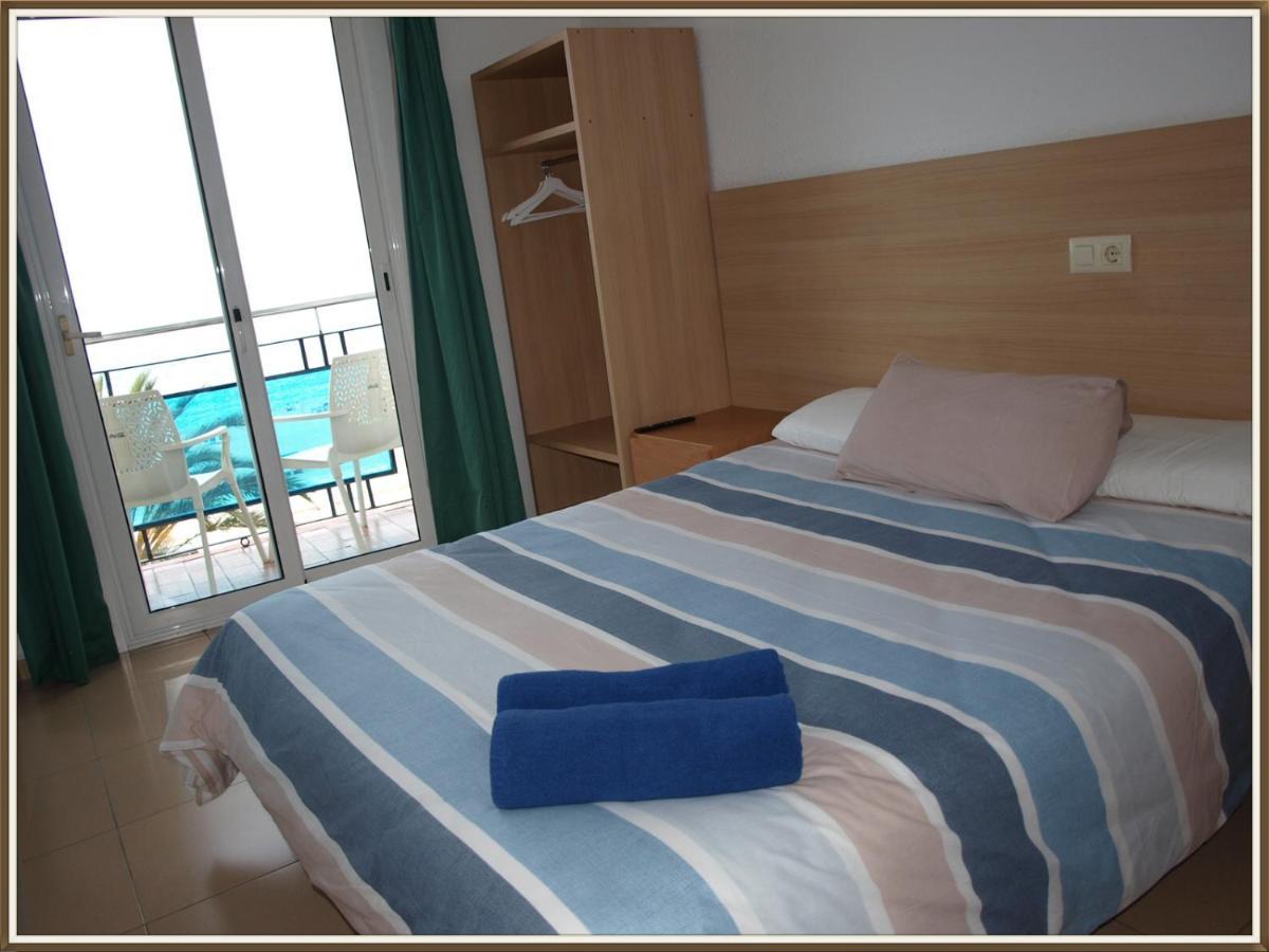 Hostal Mozaik Lloret 滨海略雷特 外观 照片