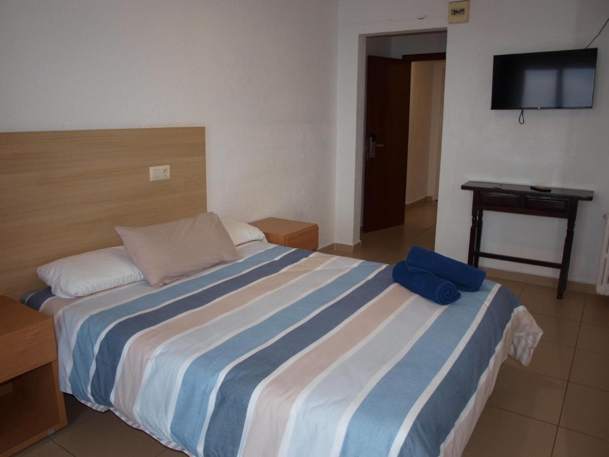 Hostal Mozaik Lloret 滨海略雷特 外观 照片