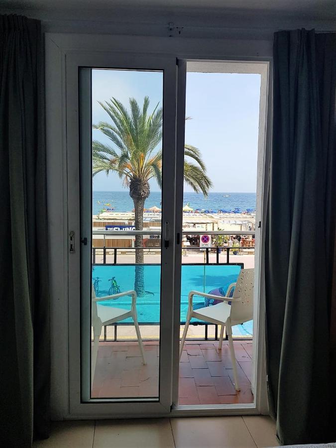 Hostal Mozaik Lloret 滨海略雷特 外观 照片